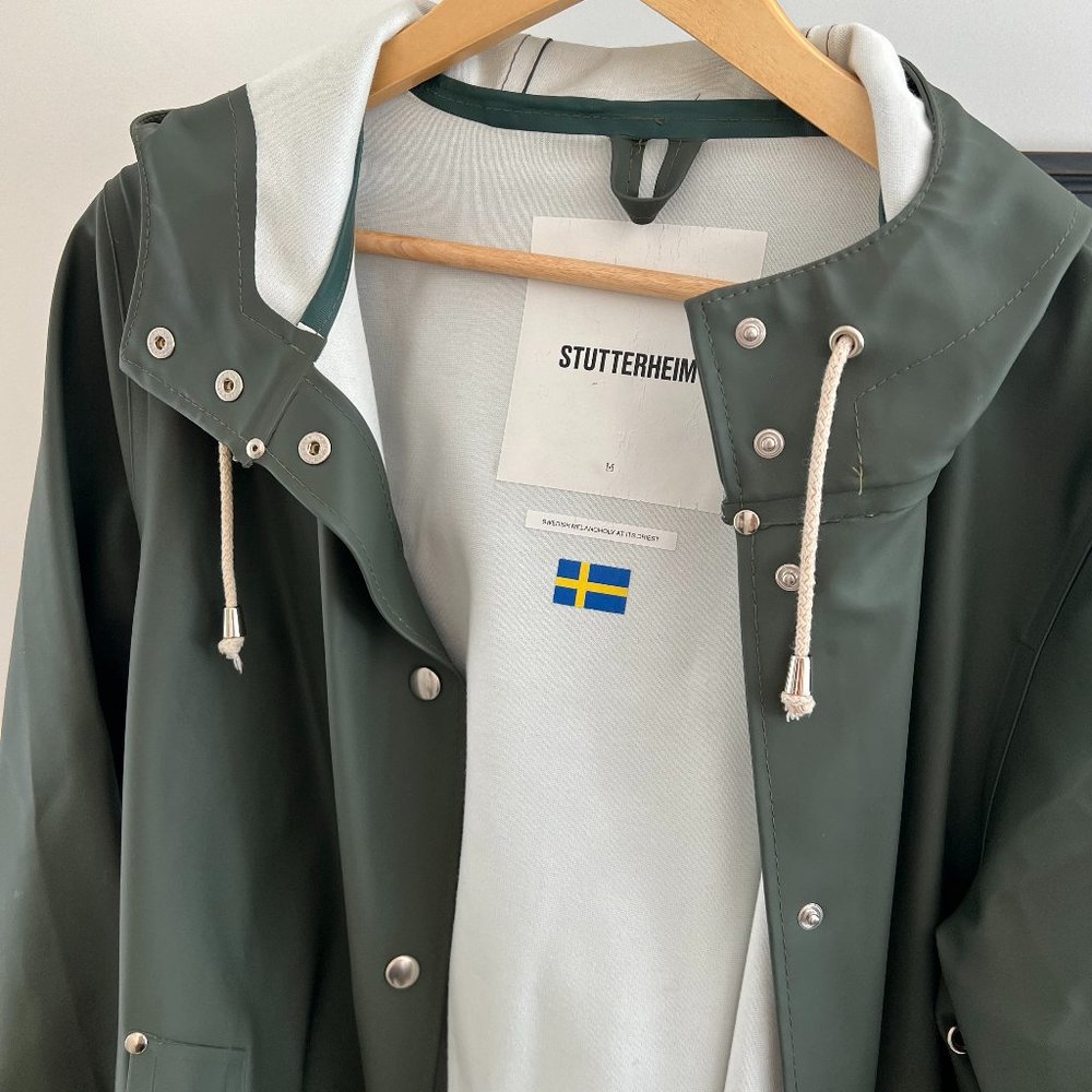 Stutterheim Mosebacke Lightweight Green Rain Jacket
